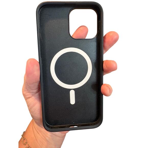 Amazon.com: PopSockets iPhone 15 Case with Round Phone Grip  LIMITED Casetify  Mag Safe Harry Potter Slytherin CASE with Pop socket